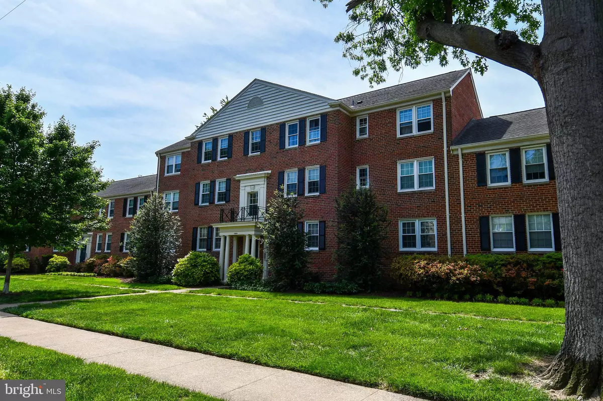 Alexandria, VA 22307,1303 BELLE VIEW BLVD #B1