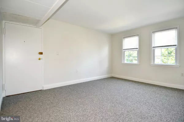 Alexandria, VA 22307,1303 BELLE VIEW BLVD #B1