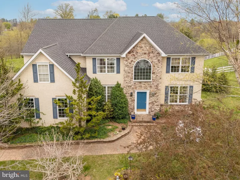 1132 WENDLER CIR, Pottstown, PA 19465