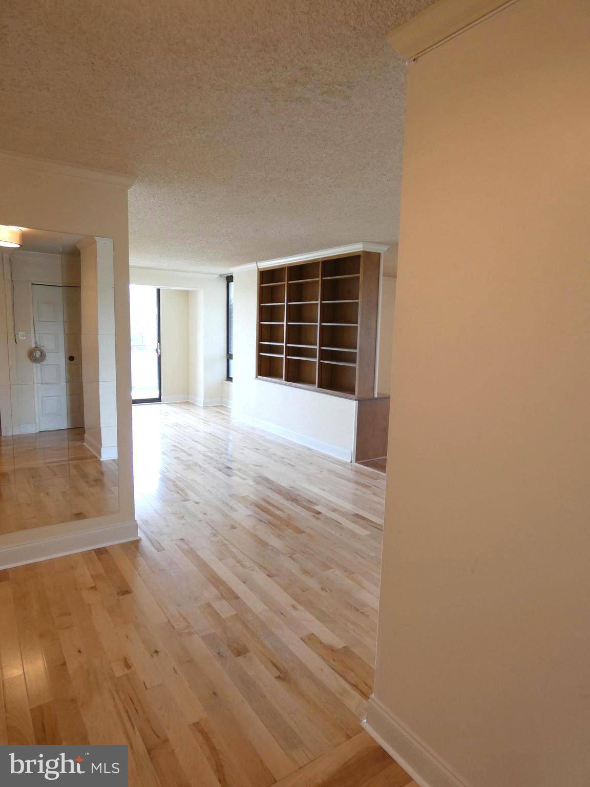 Mclean, VA 22102,1800 OLD MEADOW RD #1522
