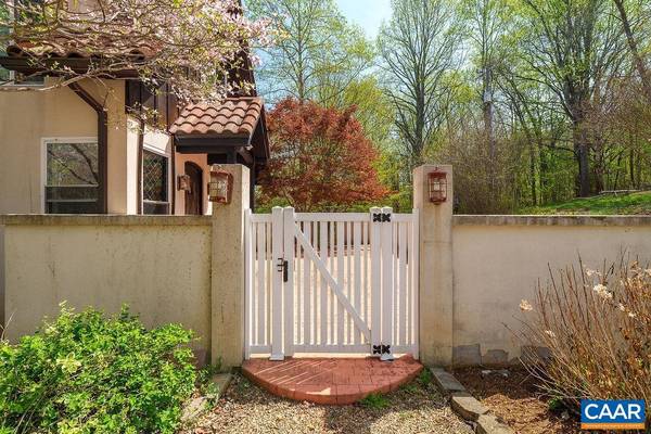 Crozet, VA 22932,7035 BLACKWELLS HOLLOW RD