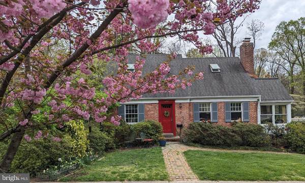 University Park, MD 20782,6715 QUEENS CHAPEL RD