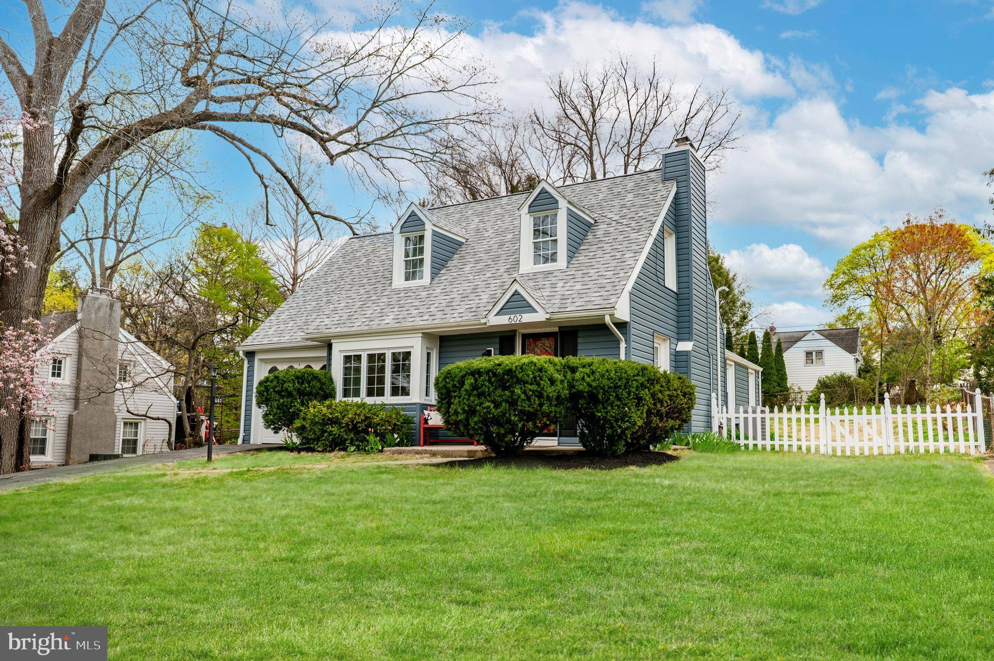 Oreland, PA 19075,602 LORRAINE AVE