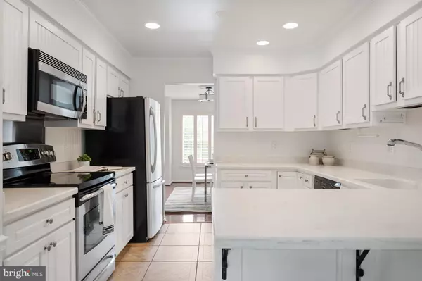 Burke, VA 22015,9819 BURKE POND LN