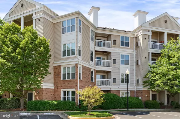 Herndon, VA 20170,2204 WESTCOURT LN #117