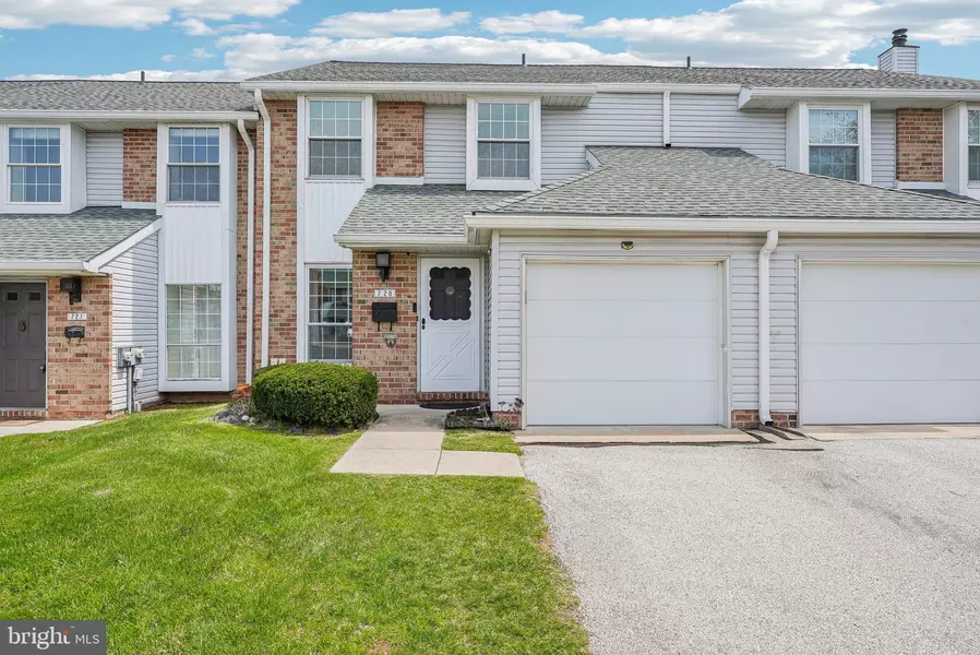 720 SPRINGHOUSE CT, Lansdale, PA 19446