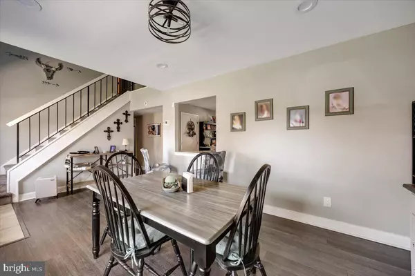 Sicklerville, NJ 08081,53 PINEWOOD LN