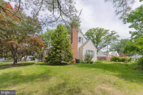 Linthicum Heights, MD 21090,223 SYCAMORE RD