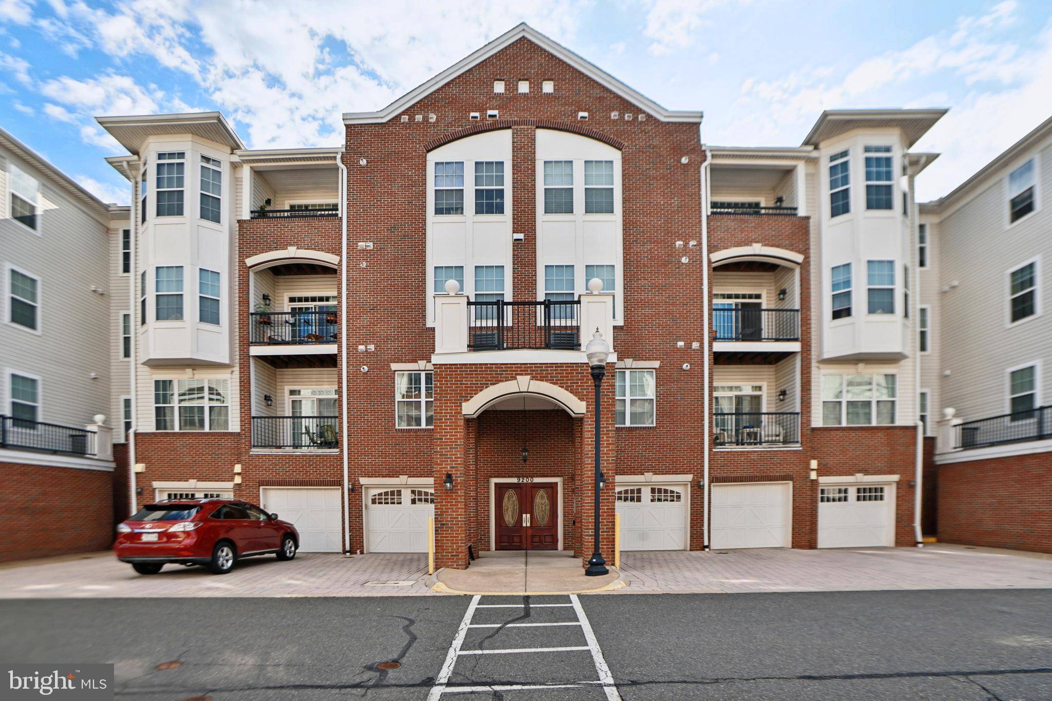 9200 CHARLESTON DR #408, Manassas, VA 20110