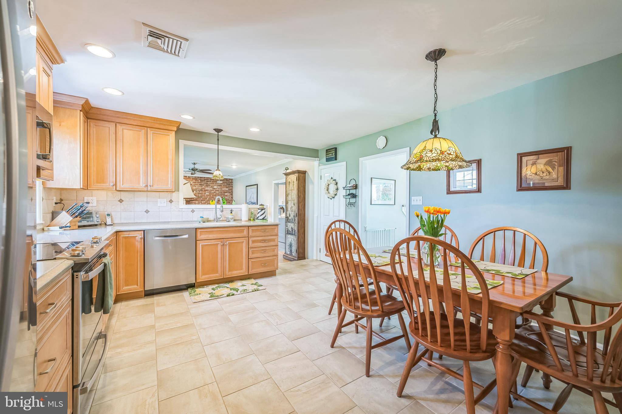 Lansdale, PA 19446,1978 MUHLENBERG DR