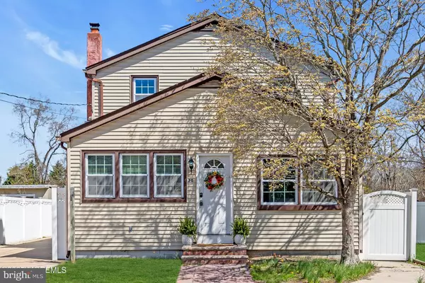 30 SOUTH ST, Lanoka Harbor, NJ 08734