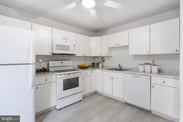 Laurel, MD 20723,9606 DONNAN CASTLE CT