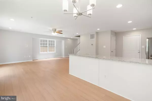 Pasadena, MD 21122,7721 WOODLAWN AVE