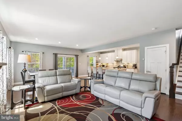 Williamstown, NJ 08094,249 SPRING BEAUTY DR