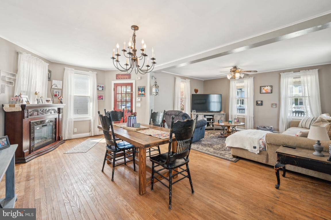 Riverside, NJ 08075,123 HEULINGS AVE