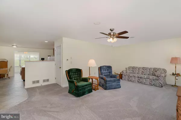 Ephrata, PA 17522,515 FOGGY BOTTOM RD