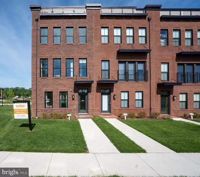 42104 HAZEL GROVE TERRACE, Ashburn, VA 20148