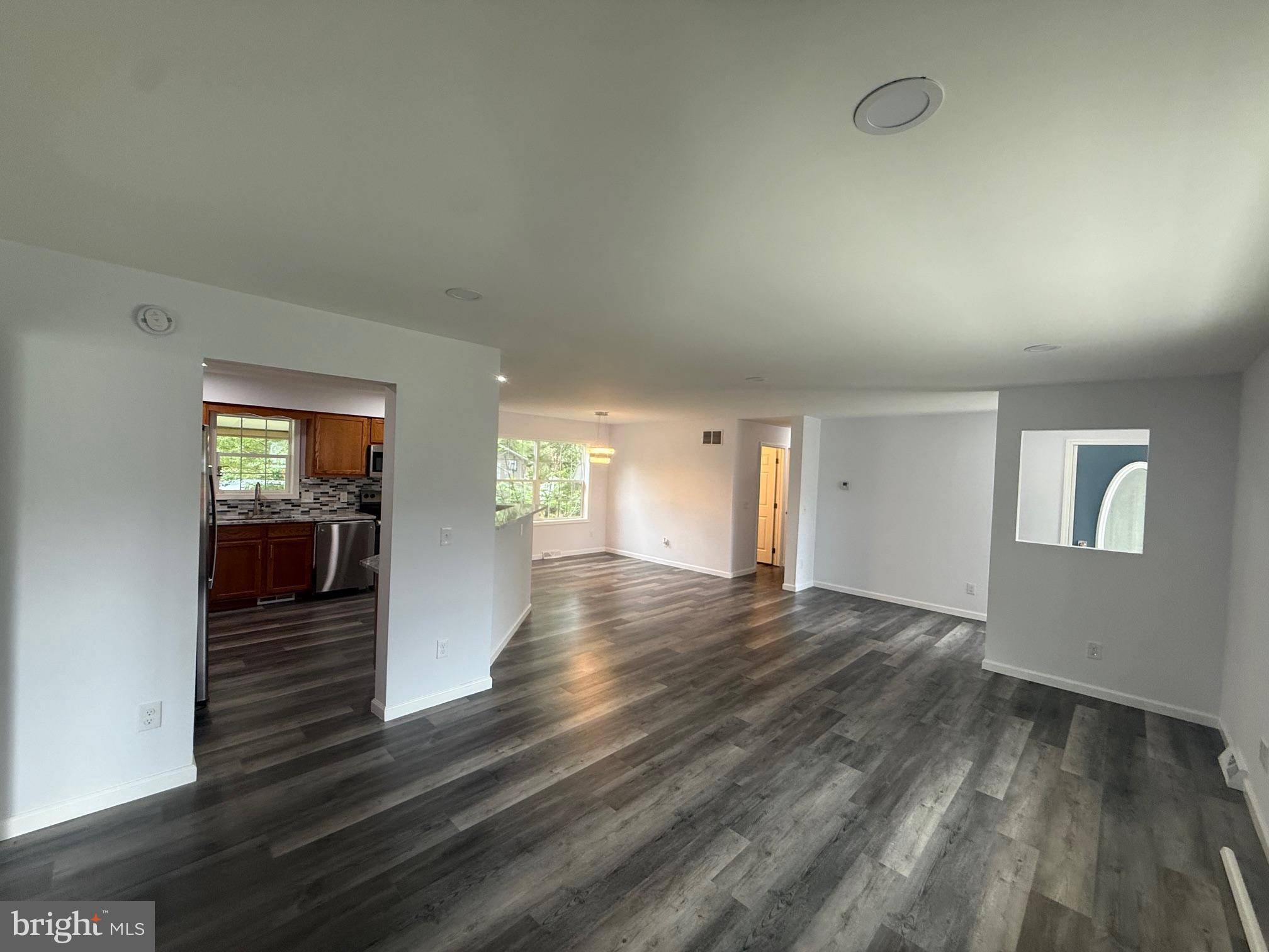 Millville, NJ 08332,3 COUNTRY LN