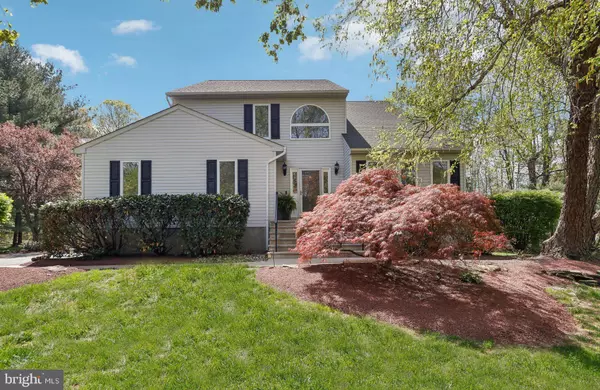 Robbinsville, NJ 08691,32 ARNOLD LN