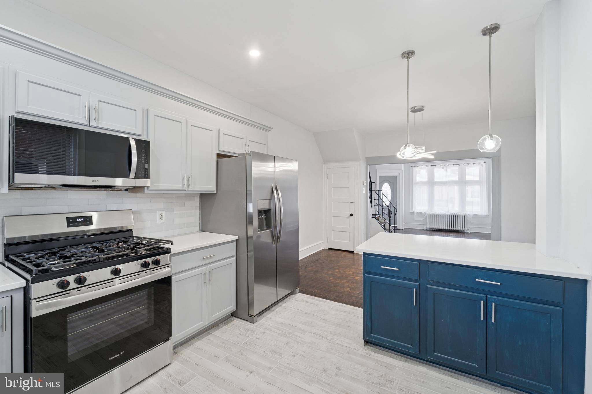 Philadelphia, PA 19120,127 W ALBANUS ST