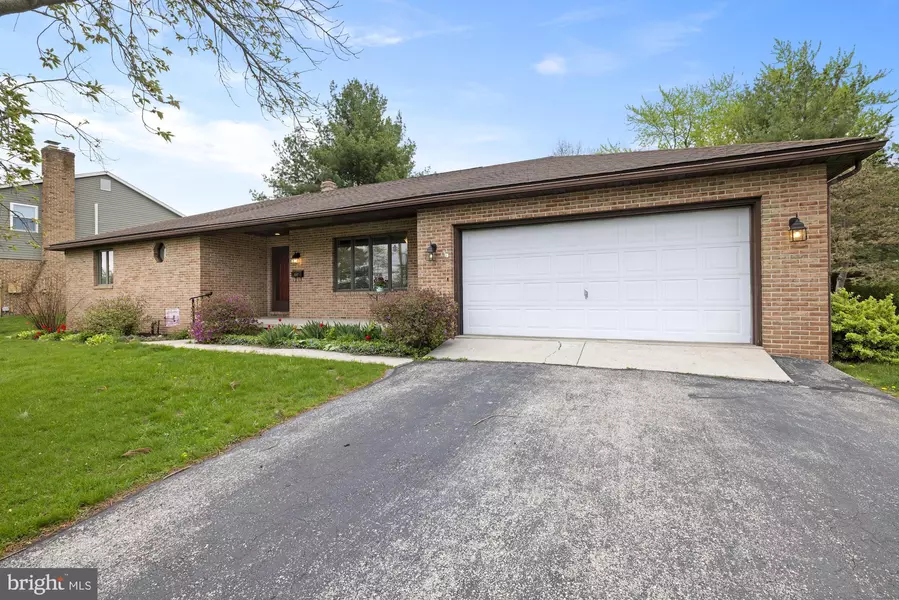 617 HERITAGE DR, Gettysburg, PA 17325