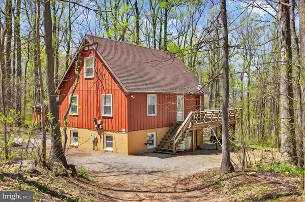 Linden, VA 22642,253 TOMAHAWK WAY