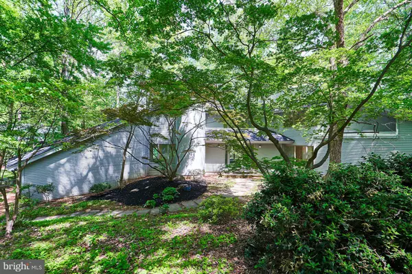 Great Falls, VA 22066,10201 WALKER LAKE DR