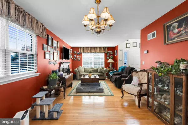 Easton, PA 18042,411 HIGHLANDS BLVD