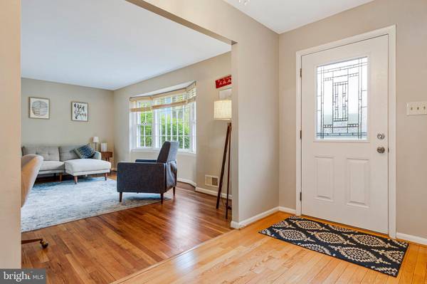 Annandale, VA 22003,4200 SANDHURST CT