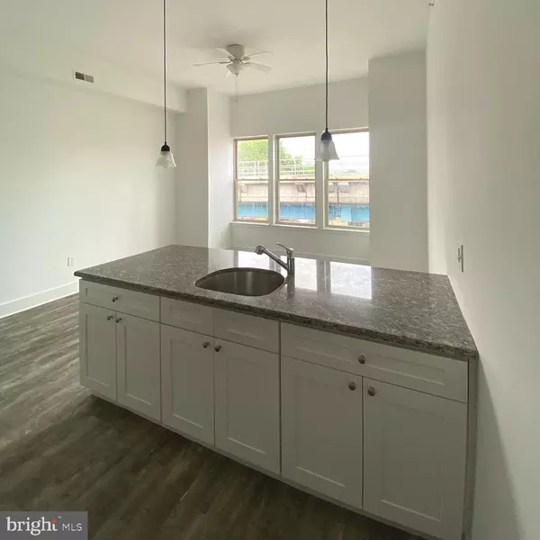 Philadelphia, PA 19139,6032 MARKET ST #3RD FL