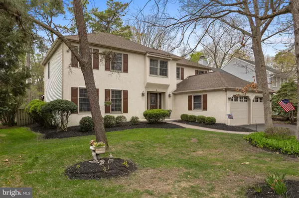 Marlton, NJ 08053,8 PICADILLY CIR