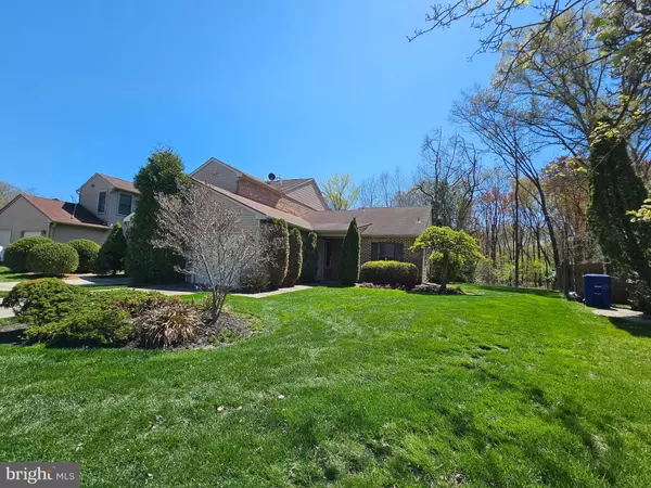 Mount Laurel, NJ 08054,33 E OLEANDER DR