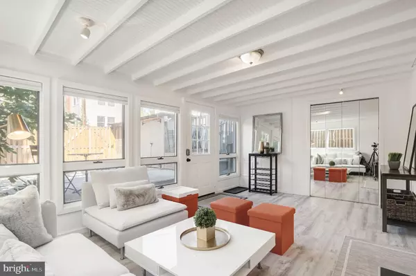 Washington, DC 20016,3817 NW CATHEDRAL AVE NW #GARDEN APARTMENT