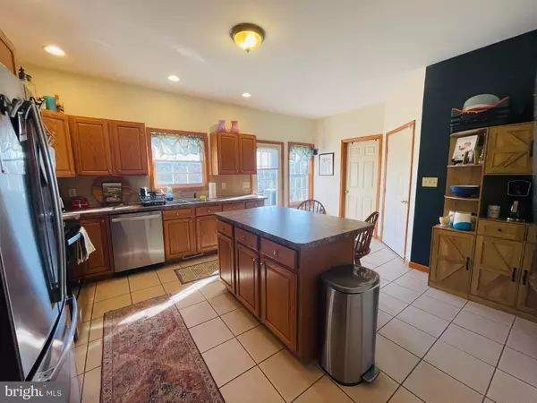 Orwigsburg, PA 17961,233 W HOY ST