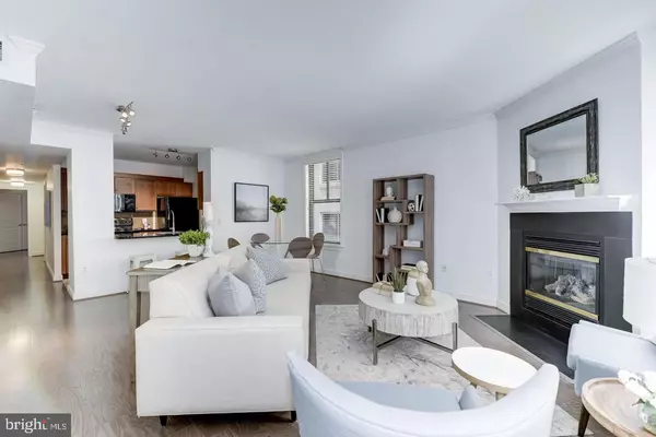 Washington, DC 20004,631 D ST NW #526