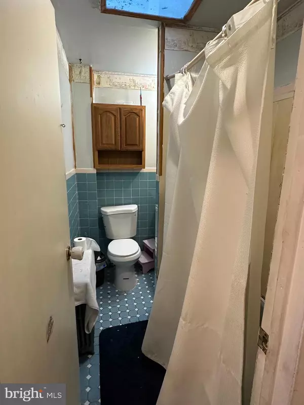 Philadelphia, PA 19148,442 WINTON ST