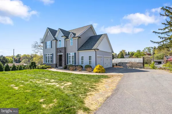 Mechanicsburg, PA 17055,701 E WINDING HILL RD