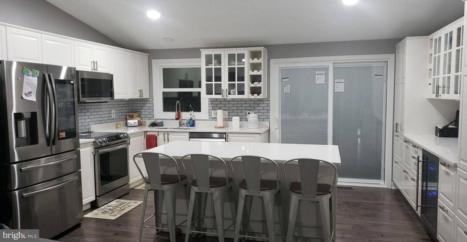 1385 ROLLINGHOUSE DR, Frederick, MD 21703