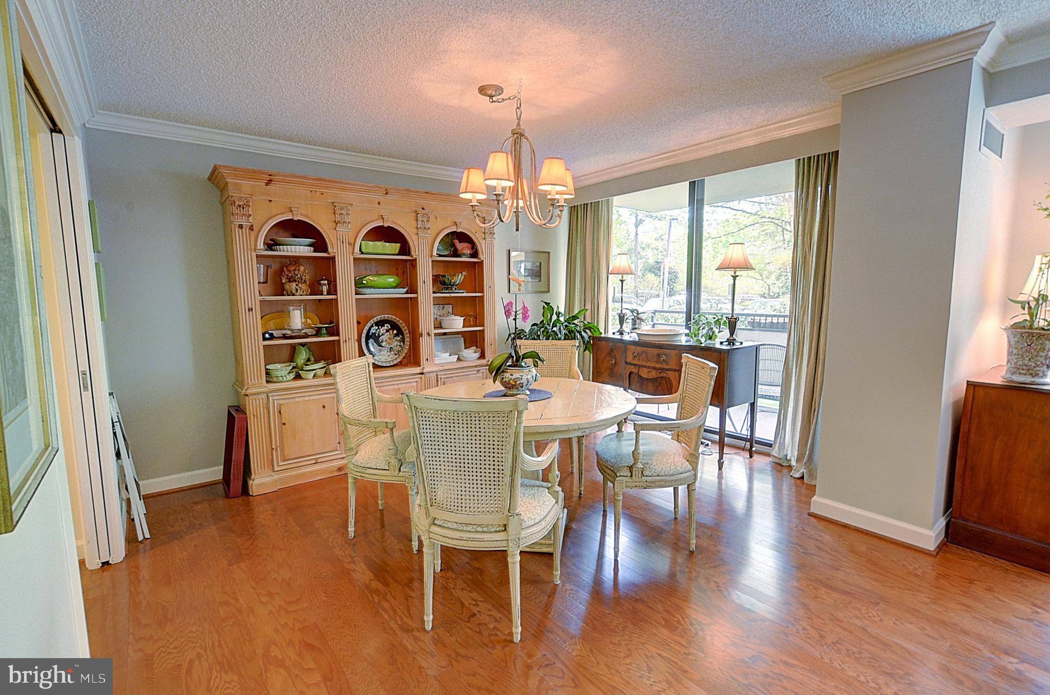 Bethesda, MD 20814,5225 POOKS HILL RD #107S