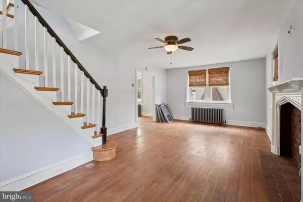 Glenside, PA 19038,136 ERDENHEIM RD