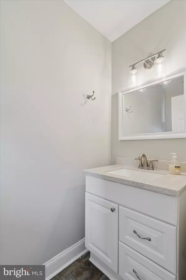 Royersford, PA 19468,102 ORCHARD CT