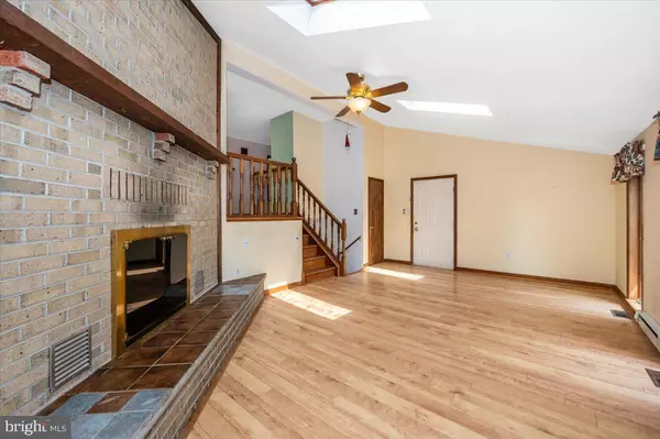 Jefferson, MD 21755,2814 CHEVY CHASE CIR