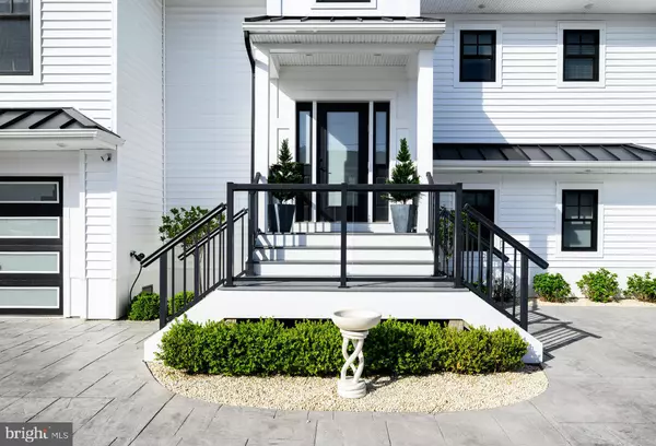 Manahawkin, NJ 08050,1181 JENNIFER LN