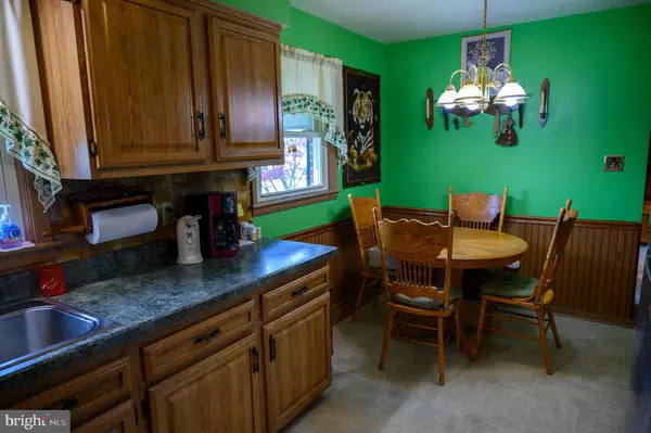 York, PA 17406,1789 ARGYLE DR