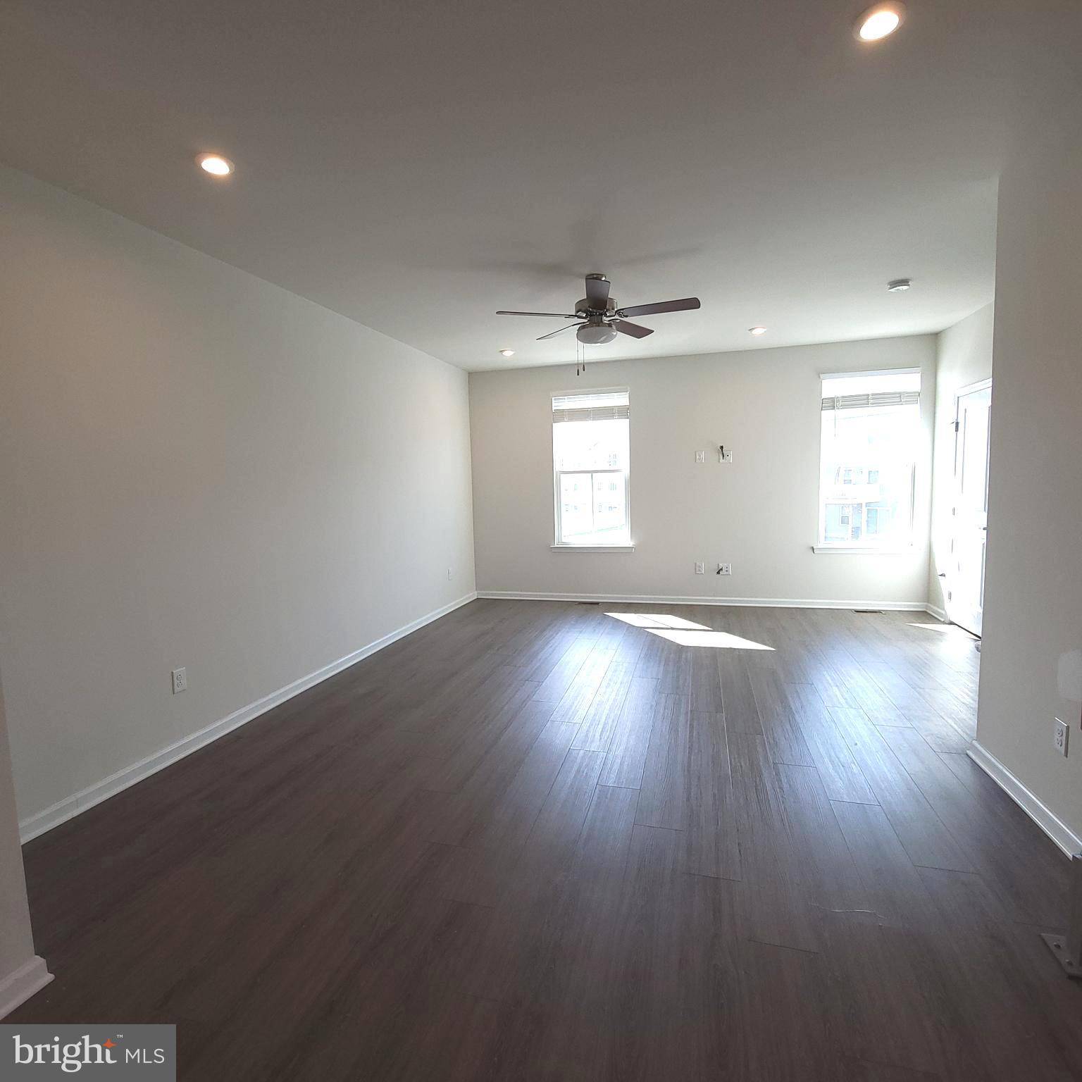 Pennsauken, NJ 08110,64 HAMILTON CT
