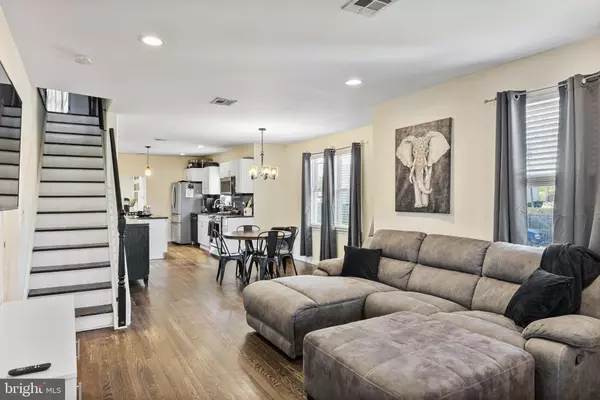 Berlin, NJ 08009,148 CROSS KEYS RD