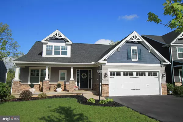 221 BEAUMANOR RD, State College, PA 16803