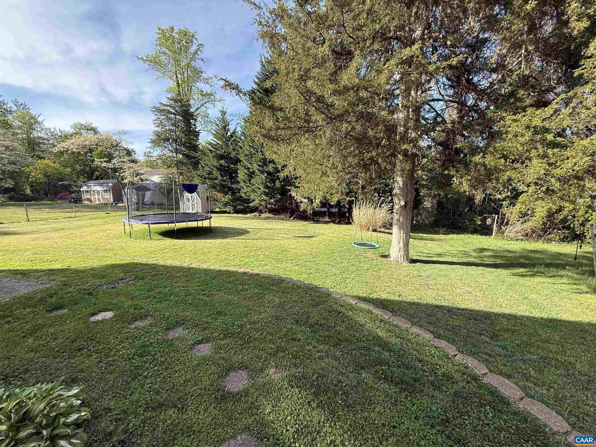 Charlottesville, VA 22903,405 MOSELEY DR