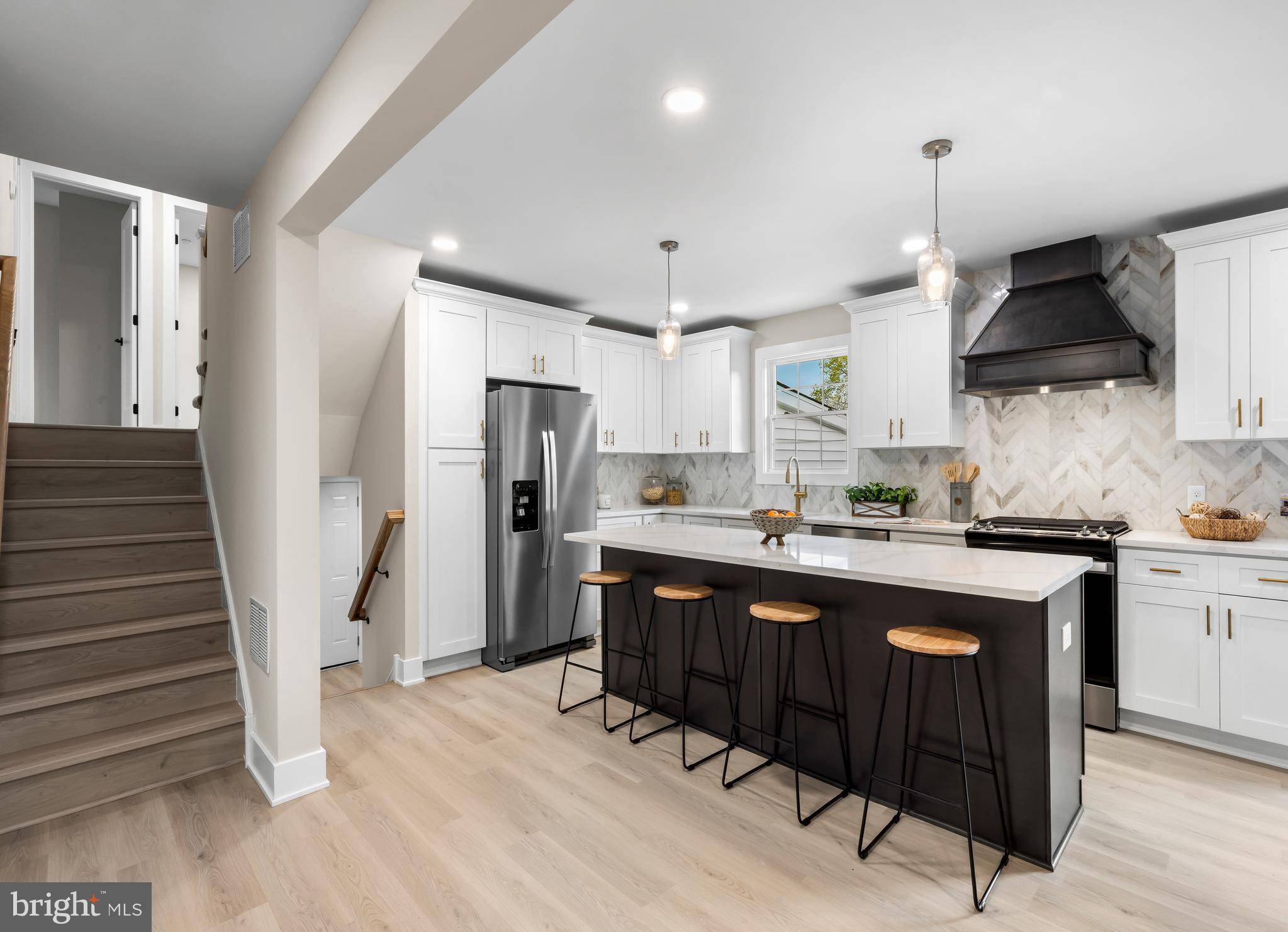 Cinnaminson, NJ 08077,145 BOXWOOD LN