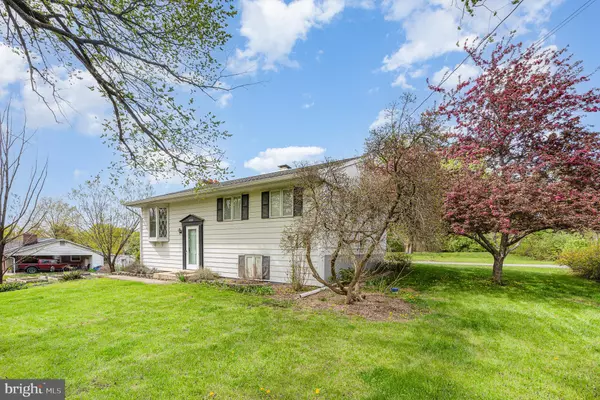 Enola, PA 17025,6000 MICHAELE DR